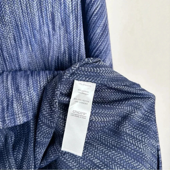 Weekends By Chico's Womens Size Medium Nocturne Navy Vneck 3/4 Sleeve Tunic - Picture 7 of 10